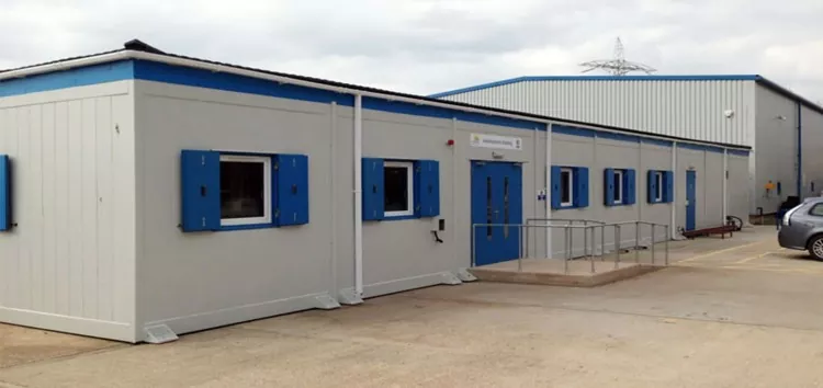 Togalaichean stàilinn modular a tha èifeachdach a thaobh cosgais